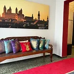 Dompanorama Kleiner Buddha Fuer 2 Pers Apartament