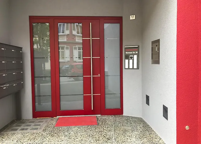 Dompanorama Kleiner Buddha Fuer 2-3pers * Spira