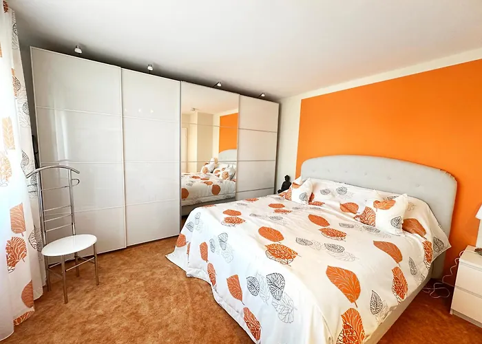 Dompanorama Kleiner Buddha Fuer 2-3pers *